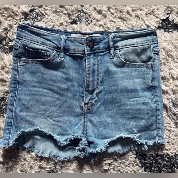 Hollister jean shorts - Picture 1 of 3